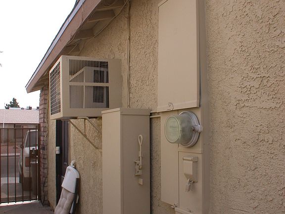 200amp, Transfer Switch, Motion Sensor by Door