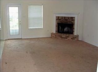 11158 Hendry Rd, Gulfport, MS 39503