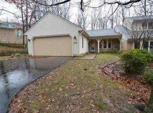 1320 Timberlake Ln, Evansville, IN 47710
