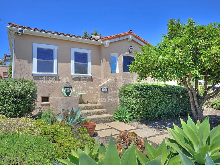 535 De La Vista Ave — Photo 1
