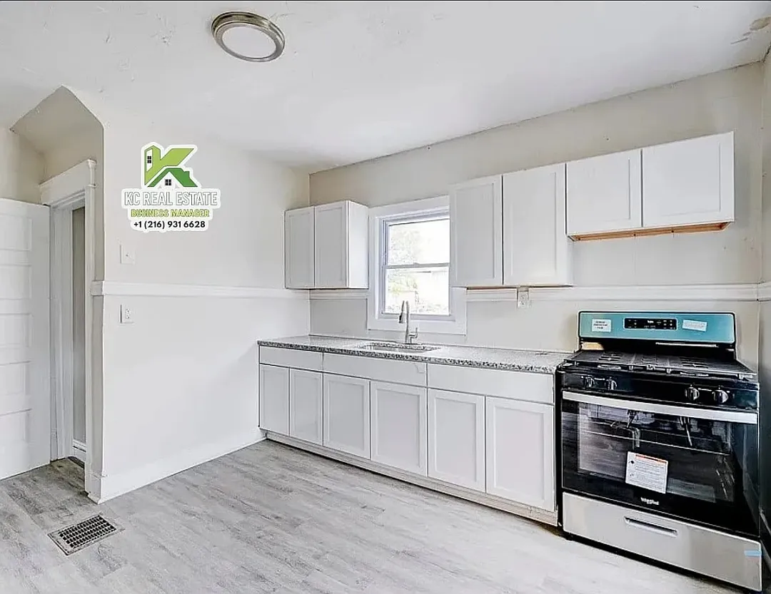 4 bed, 1440 sqft, $1,500 — Photo 2