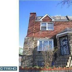 2nd image of 5867 Kemble Ave
