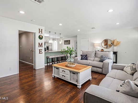 4th image of 1050 W Avenue J6