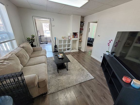 3rd image of 321 Caledonia St #323