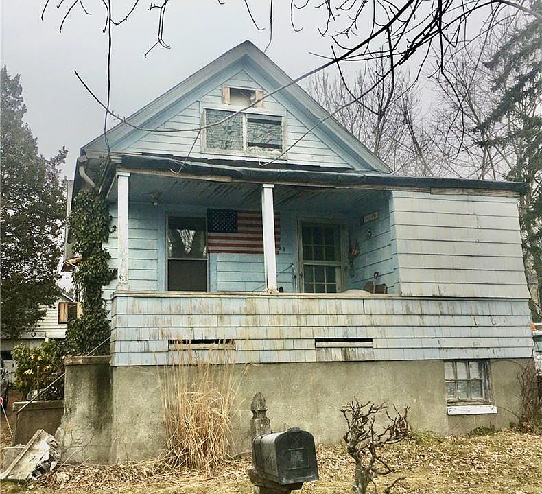 1st image of 43 W Clark St