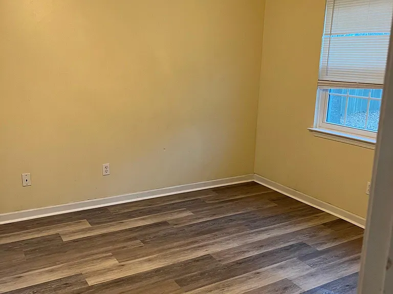 301 Fox Tail Dr — Photo 25