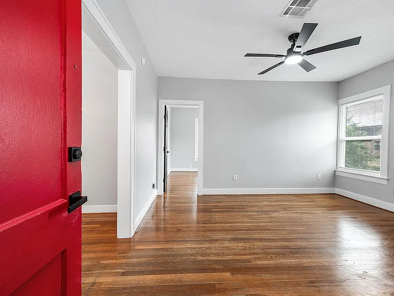 2509 Arbor St — Photo 5
