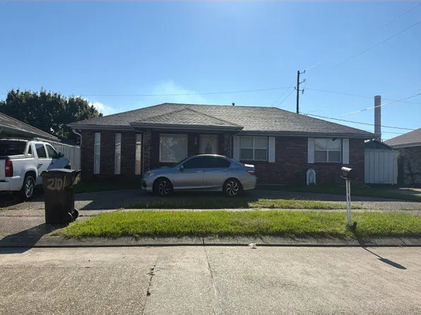 2105 Congressman Hebert Dr #D, Chalmette, LA 70043