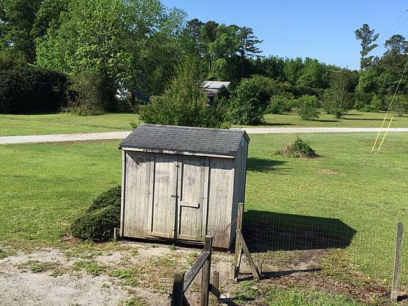 3rd image of 100 Tadpole Ln #100