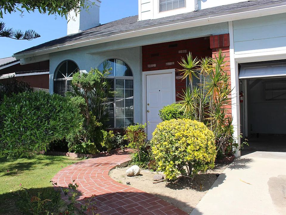1st image of 11634 Garrick Ave