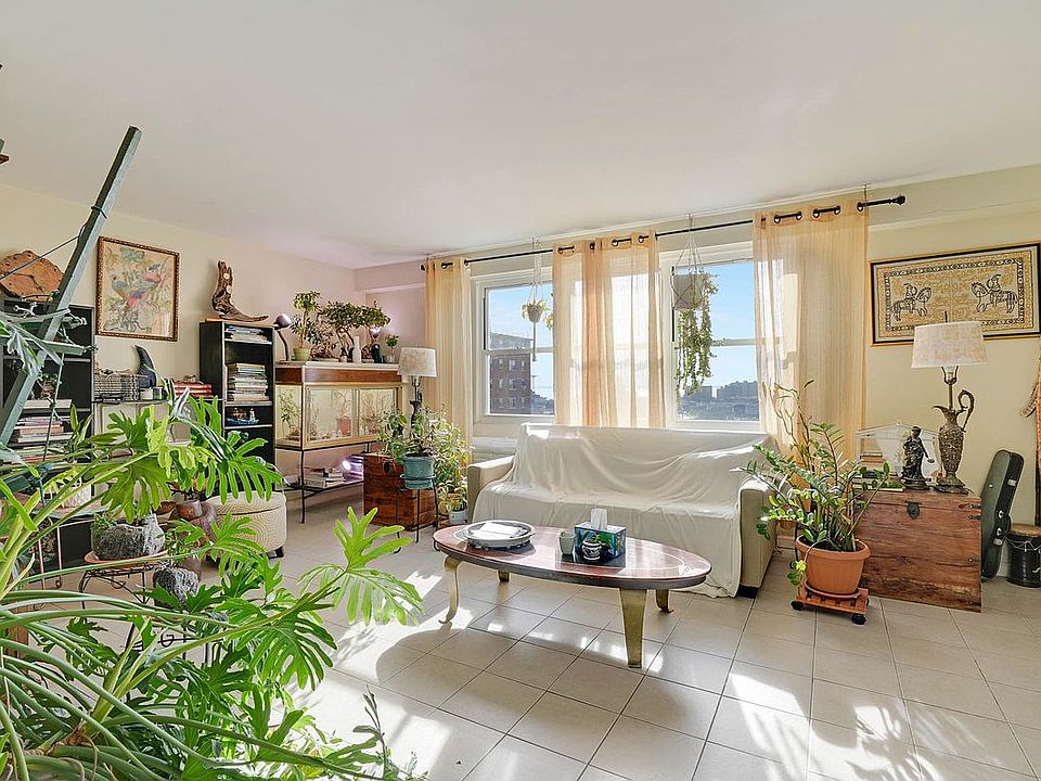 1st image of 2483 W 16th St APT 17C
