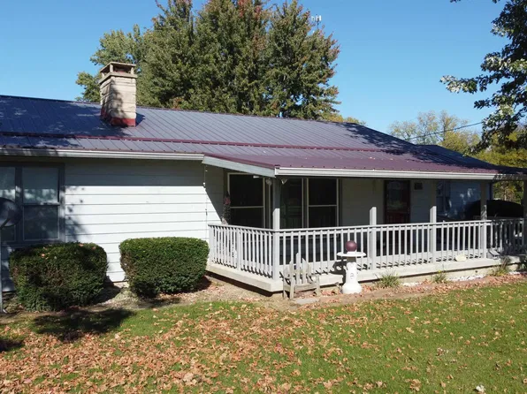 101 N Neer Dr, Silver Lake, IN 46982