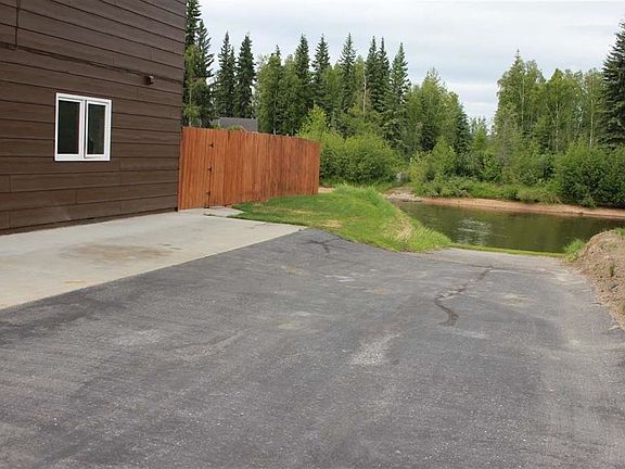 2nd image of 3206 Riverview Dr