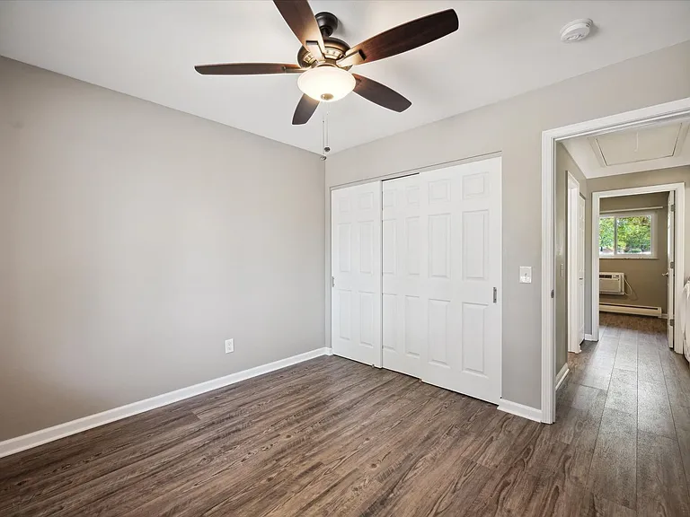 4101 Harvest Ln — Photo 5