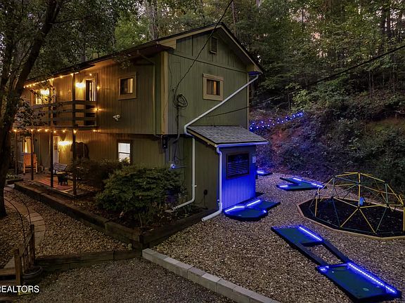 2nd image of 2831 Lost Valley Dr