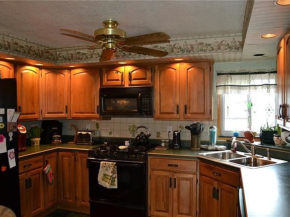 2nd image of 599 Butterfield Dr