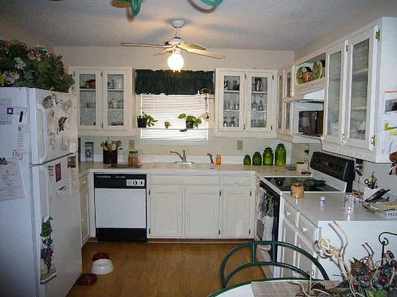 5th image of 4208 Meadow Park Dr