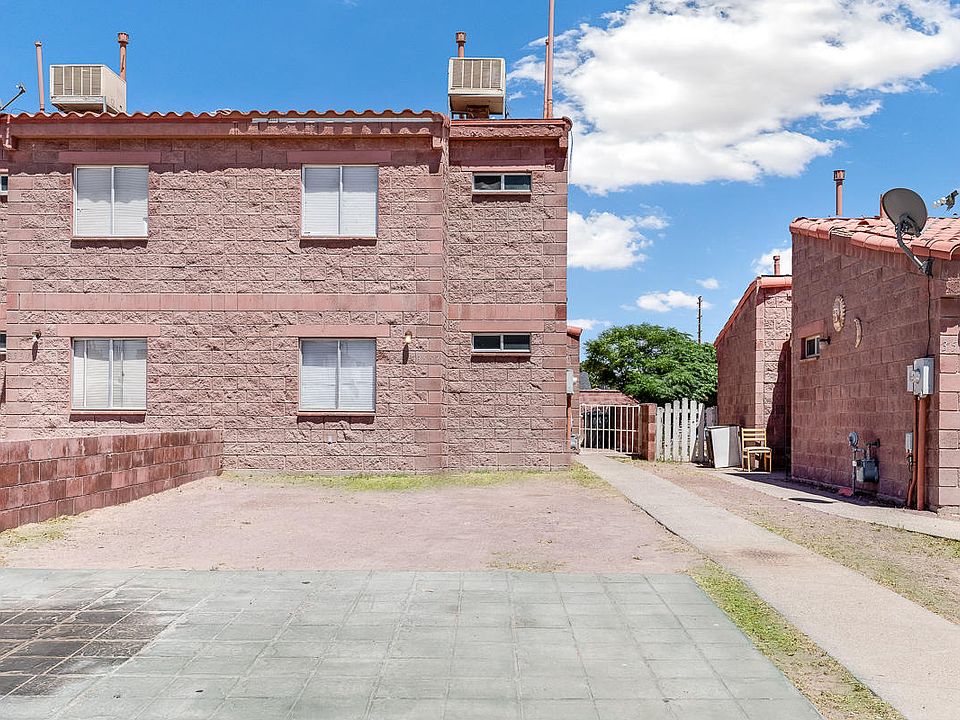 1st image of 3552 Oasis Dr