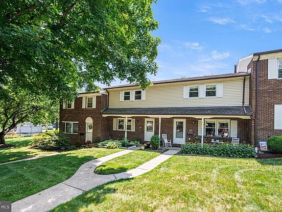 2nd image of 102 Village Dr