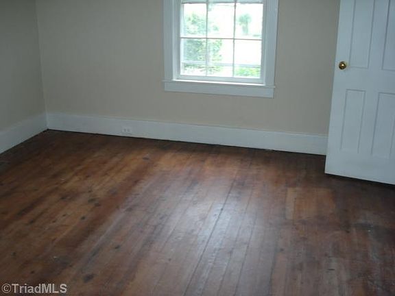 3rd image of 2505 Spruce St