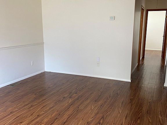 3rd image of 4017 Whittier Dr