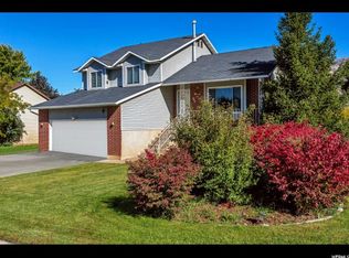 734 E 1900 N, North Ogden, UT 84414