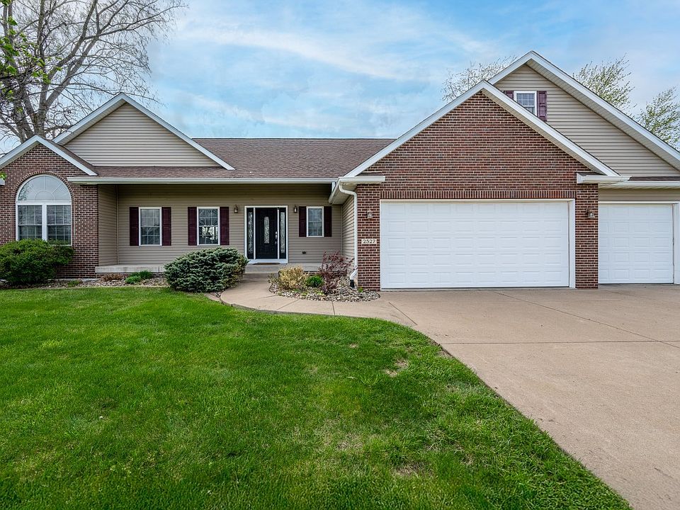 1st image of 2527 128th Avenue Ct W