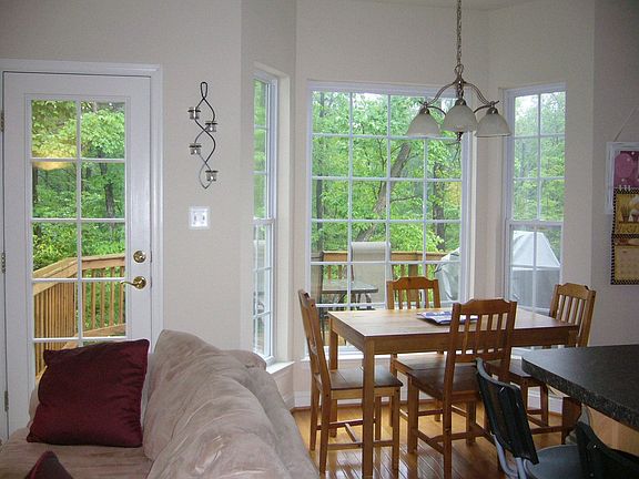Breakfast nook. Beautiful view into conservation land.