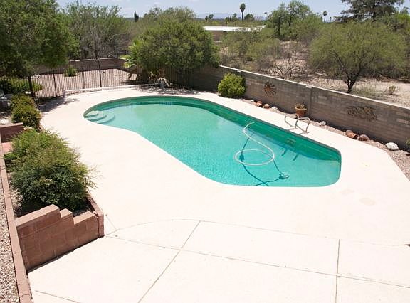2nd image of 3761 N Calle Barranco
