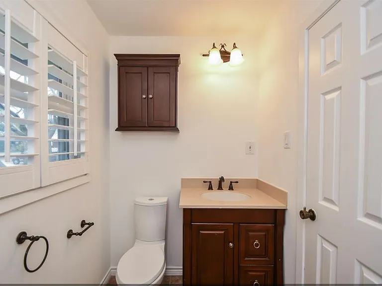 5437 Schumacher Ln — Photo 19