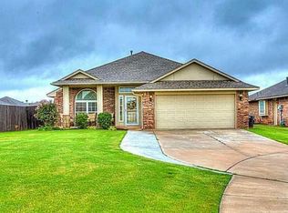 7917 Breezewood Dr, Del City, OK 73135
