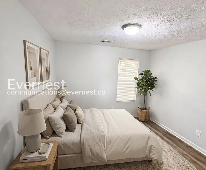 908 Castle Ct — Photo 7