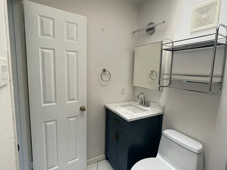 3904 Rawlins St — Photo 7