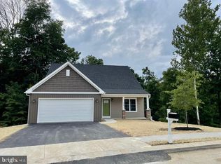 324 W Fritz Ave, Quarryville, PA