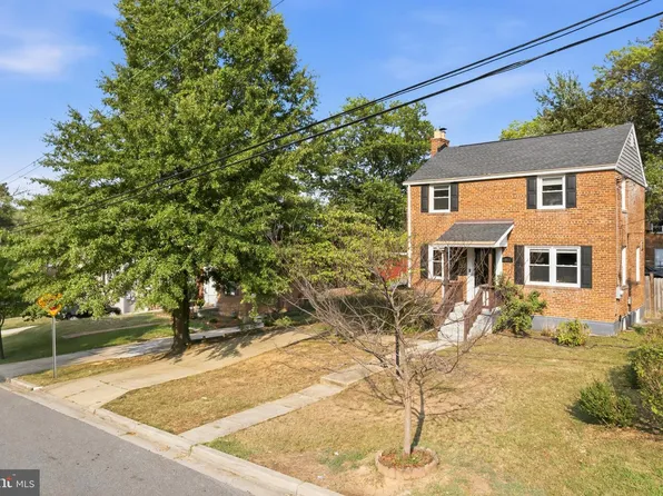 4811 70th Pl, Hyattsville, MD 20784