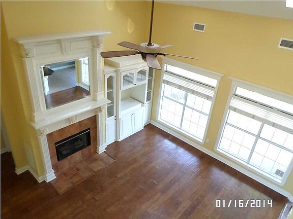 5th image of 207 Woodlands Green Dr