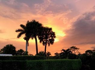 2601 Longboat Dr, Naples, FL 34104