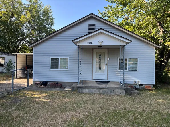 1104 Harris St, Muskogee, OK 74403