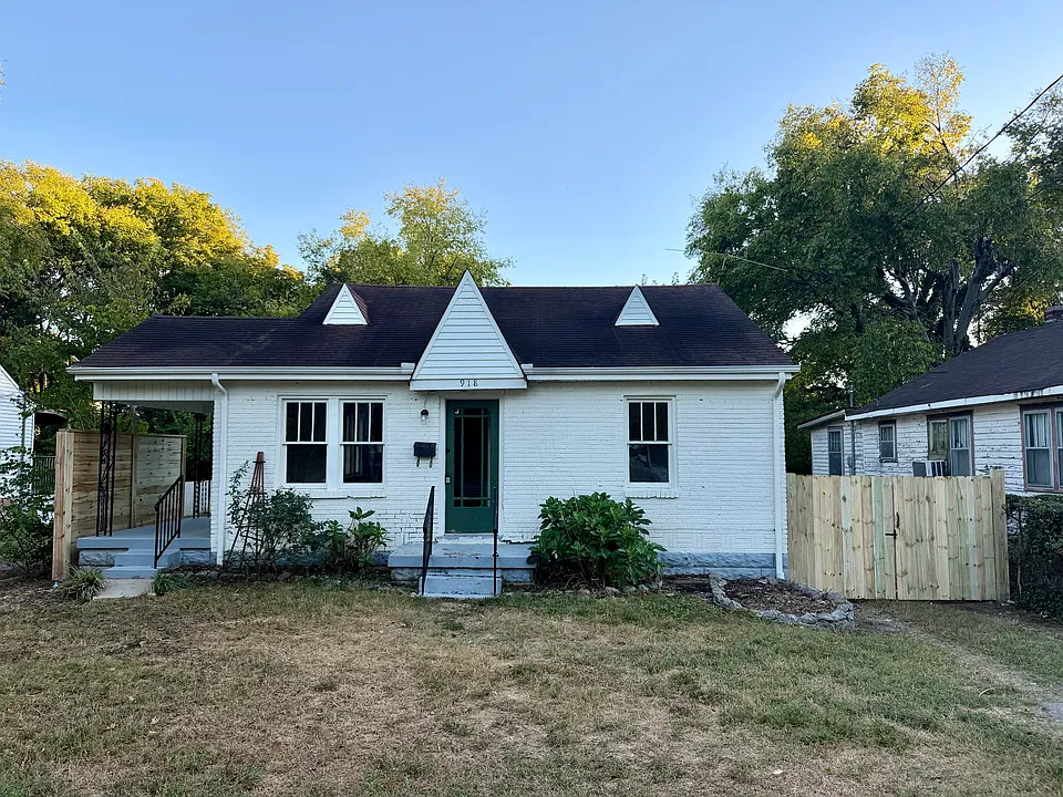918 W Greenwood Ave