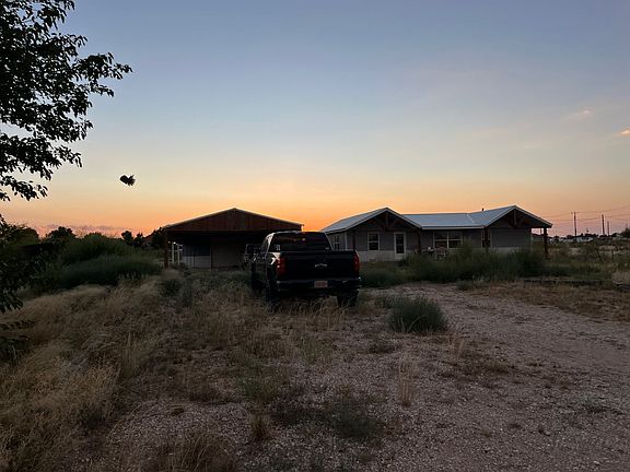 4th image of 1050 E County Rd #2901