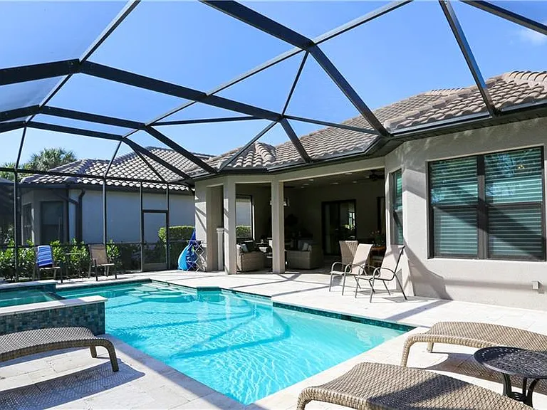 10155 Coconut Rd — Photo 32