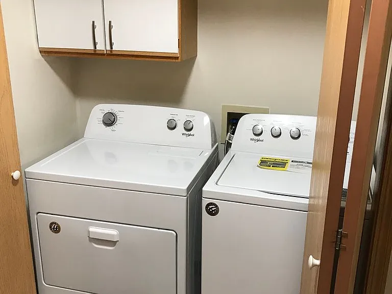 Deer Park Apartments — Photo 51
