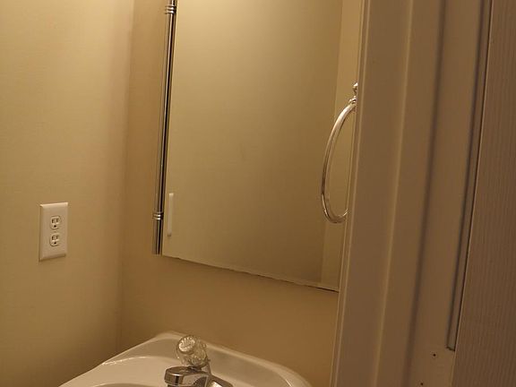 5th image of 13105 Wren Hollow Ln #Townhouse