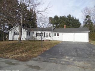 68 Longmeadow Dr, Brewer, ME 04412