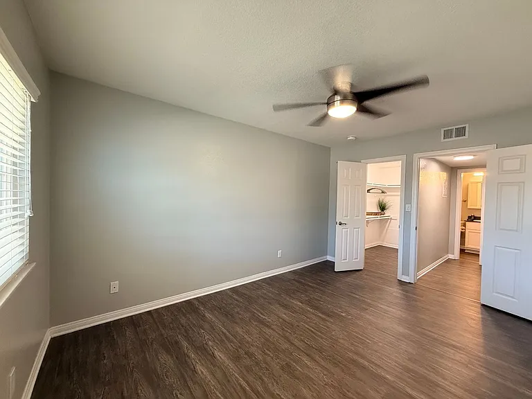 Solara Apartment Homes — Photo 55