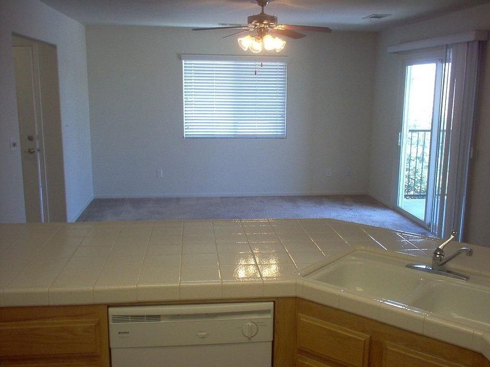 1st image of 2542 W Lark Ave