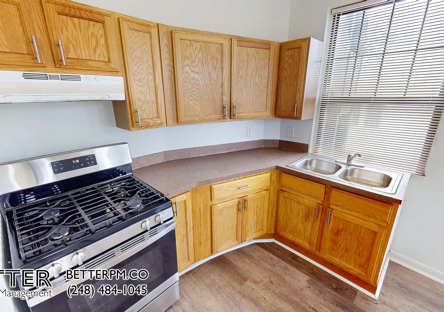 1887 W Grand Blvd — Photo 4