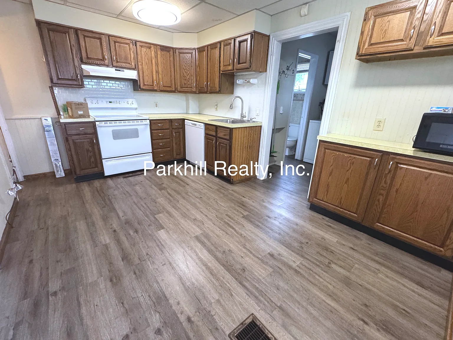 3 bed, 1280 sqft, $1,775 — Photo 2
