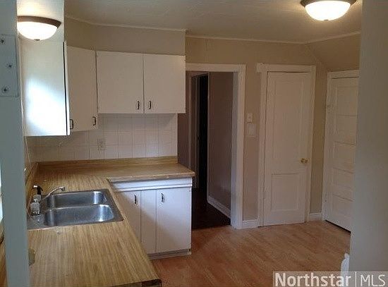 3rd image of 3346 Emerson Ave N
