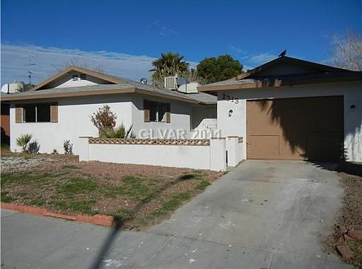 1st image of 2313 Brady Ave